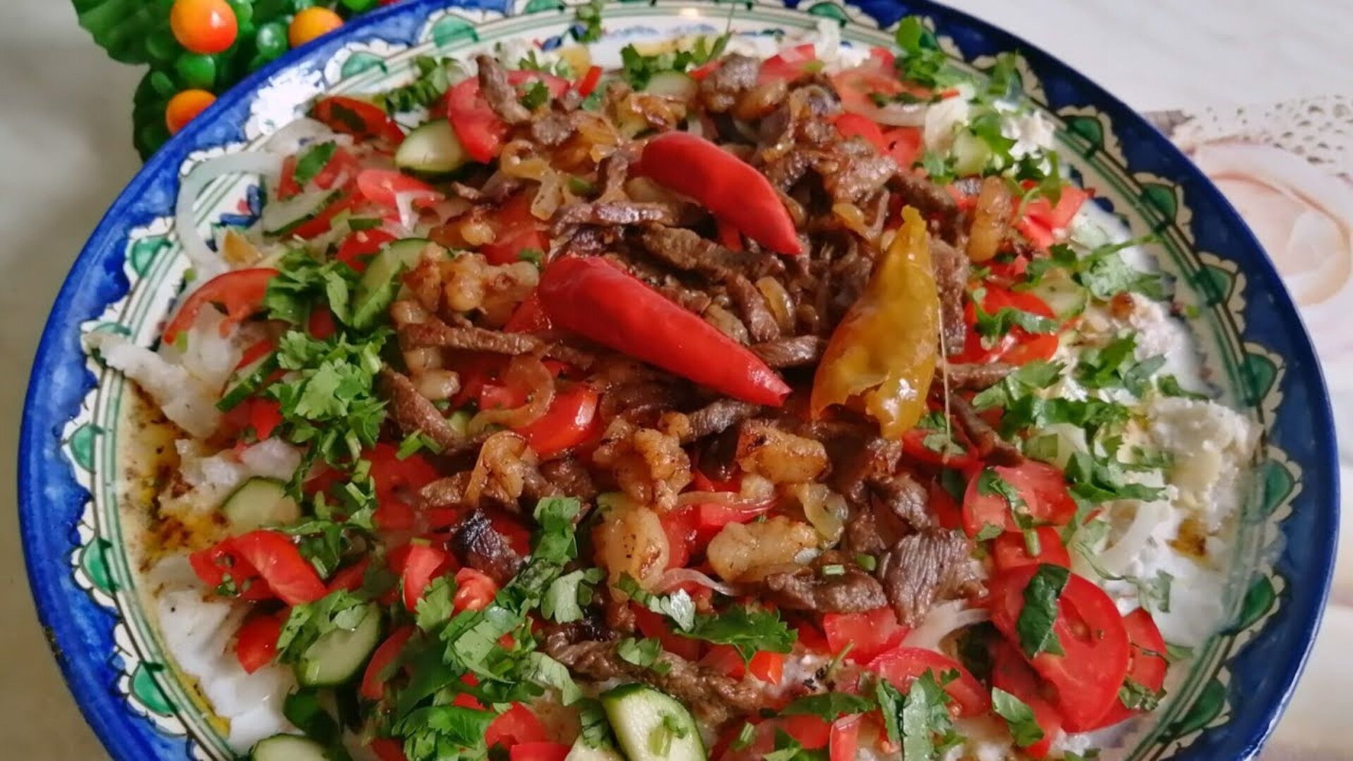 Таджикский курутоб. Шакароб курутоб. Национальное блюдо Таджикистана курутоб. Таджикское блюдо курутоб. Таджикская кухня курутоб.
