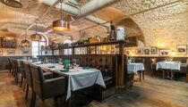 Скидка именинникам в ресторане Stroganoff Steak House