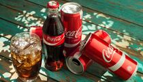 Пострадают сотни тысяч людей: тревожные новости от Coca-Cola взбудоражили мир
