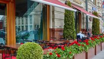 В гранд-кафе «Dr. Живаго» удастся пообедать, смотря на Кремль 