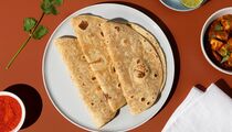 Мягкие лепешки Чапати готовятся за пять минут: ничего раскатывать не нужно