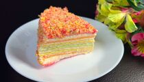 Никто не поверит, что вы приготовили этот легкий торт за пять минут: на талии не отложится