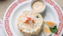 «Оливье» по классическому рецепту в ресторане «Русская рюмочная №1»