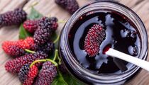Жареный папоротник и соленый чай: названы самые необычные блюда России