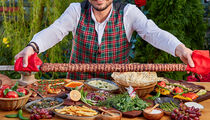 Метровые кебабы в сети Chef Group