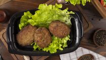 Печеночные котлеты получатся нежнее масла: вместо муки положите вот что