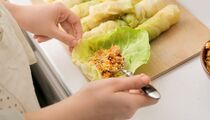 Станут нежными, вкусными и очень мягкими: вот как сделать капустные листы для голубцов за 7 минут