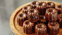 Карамельная корочка и сочный мякиш: секрет невероятно вкусных французских кексов в одной добавке