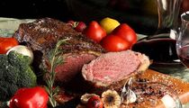Блюда для новогоднего стола в ресторане Stroganoff Steak House