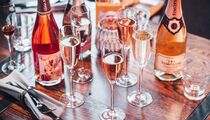 В  ресторане CHEESE Connection открылся pop-up бар шампанских и игристых вин