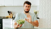Как так можно-то! Эту любимую всеми русскими еду запрещают по всему миру