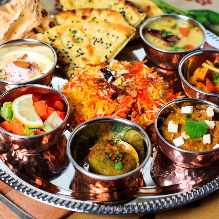 Индийская кухня спб. Great Punjab ресторан СПБ. Индийская еда СПБ. Индийский ресторан на Пушкинской. Индийская кухня в Махачкале.