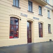 Ресторанный критик хочет понравиться Plaire