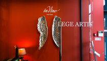 In Vino