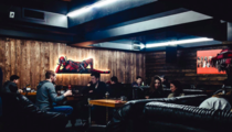 F-Lounge
