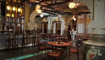 Арияф, ресторан