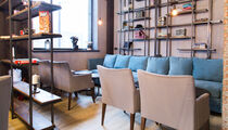 Richman Lounge