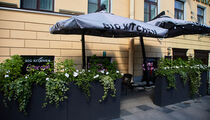 Фотографии летней веранды ресторана Big Kitchen	