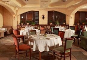 Дворик Мельника