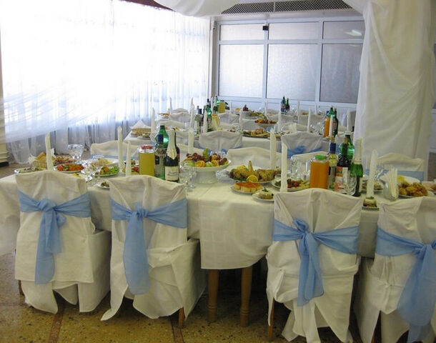 У трёх пещер