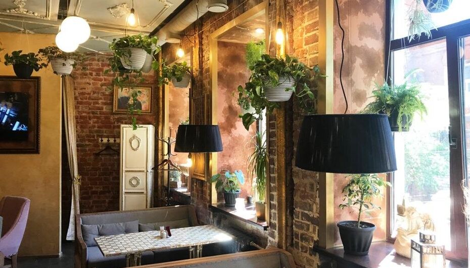 Отзывы о гранд-кафе Плюш