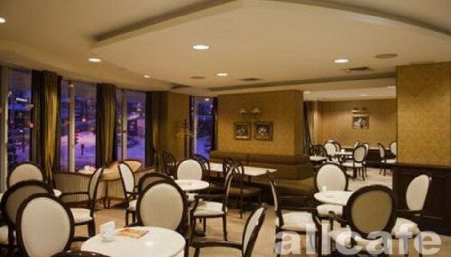 Отзывы о кофейне Лобби-бар галереи Тихвинъ