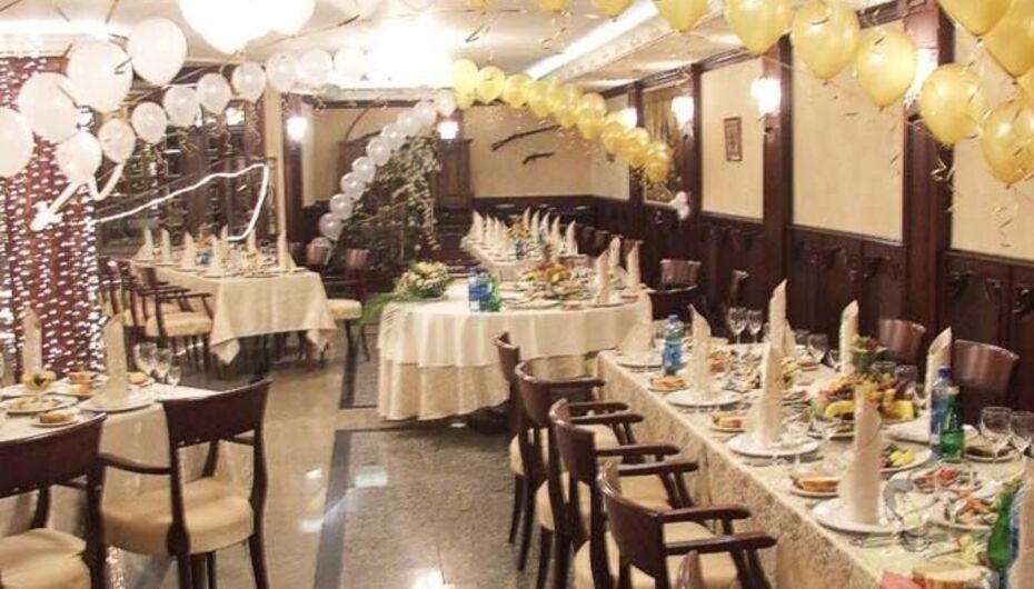 Ресторан Артс Палас / Art's Palace