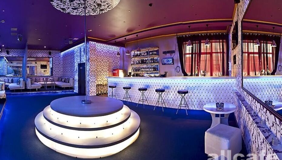 Отзывы о клубе First