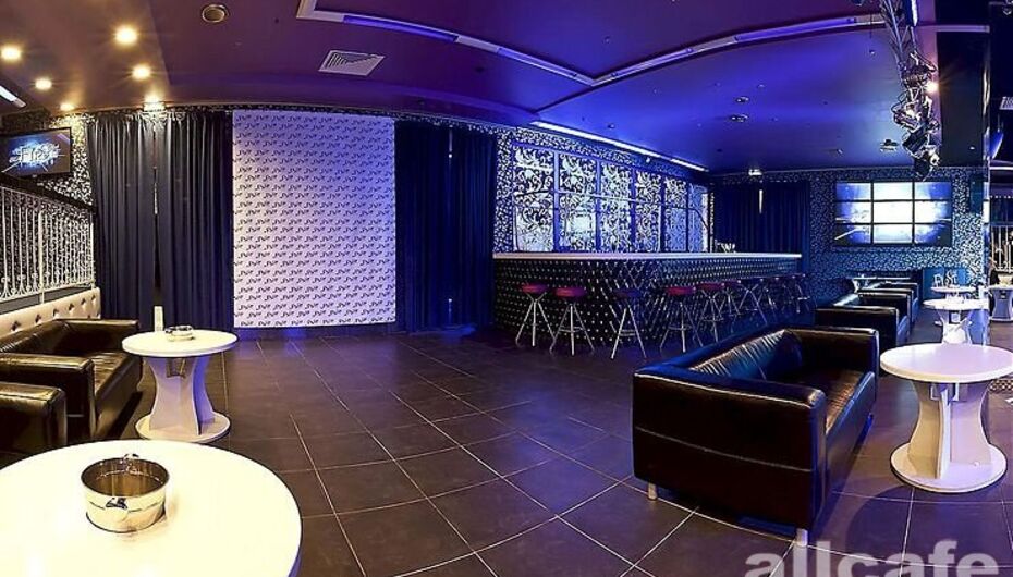 Отзывы о клубе First