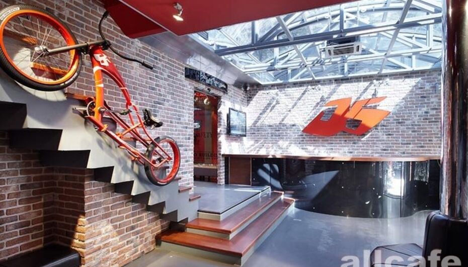 Клуб-ресторан Jet Set Sport / Джет Сет Спорт