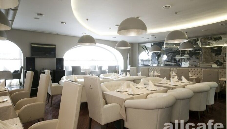 Ресторан Tonino Lamborghini / Тонино Ламборджини