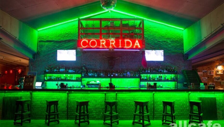 Клуб-ресторан Corrida / Коррида