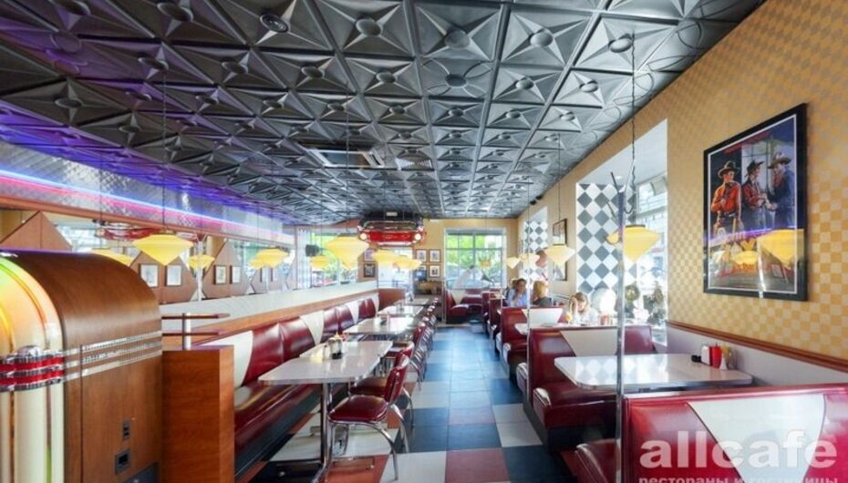 Бар Beverly Hills Diner / Беверли Хиллз Дайнер