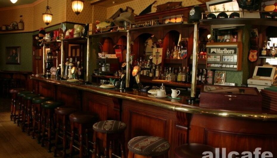 Паб Черчилль паб / Churchill`s Pub