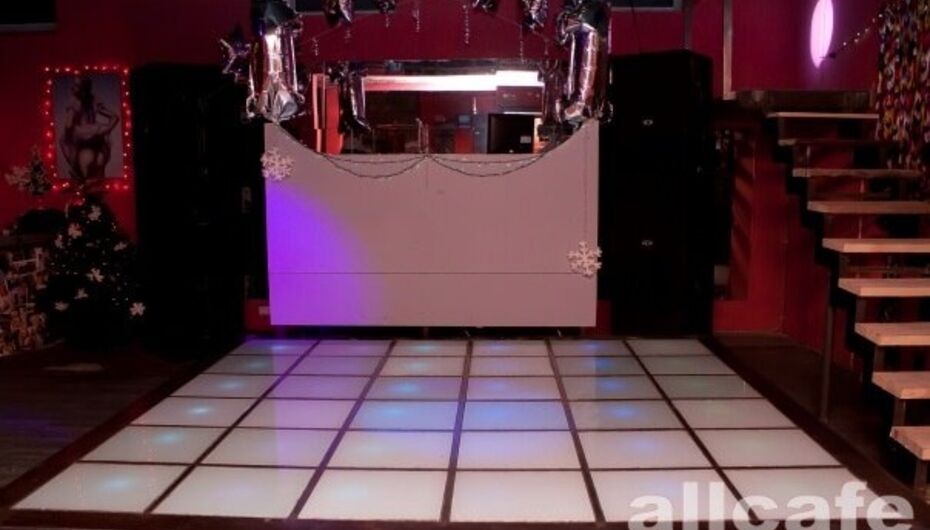 Отзывы о клубе-ресторане Антигламур