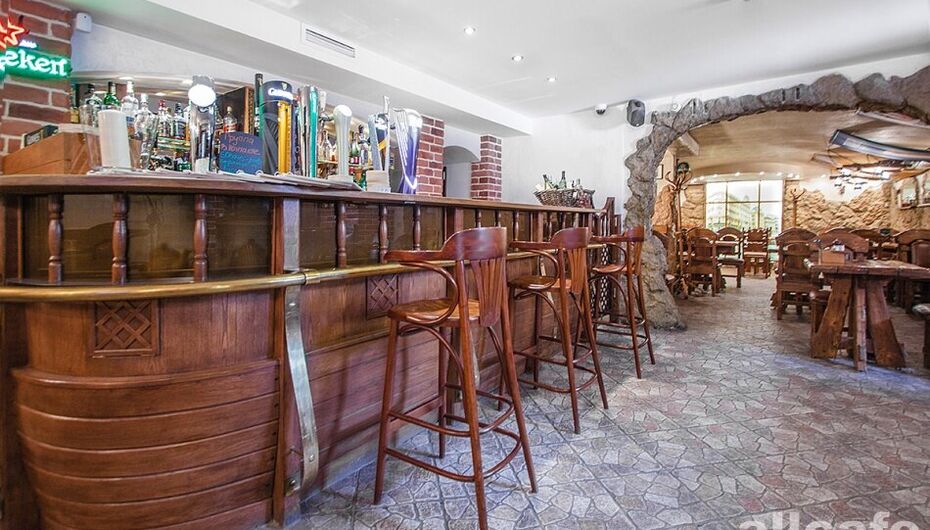 Паб Эль и Вино