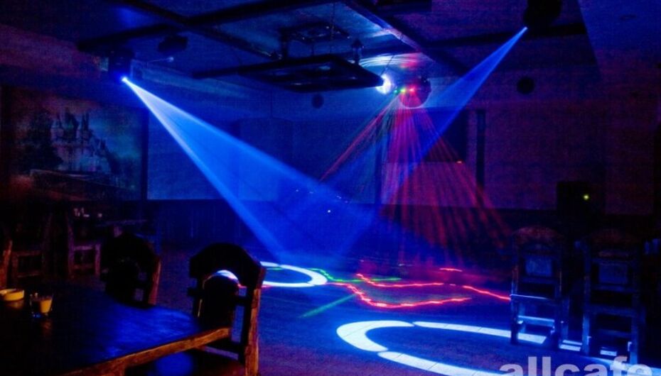 Отзывы о диско-баре Parivan Bar