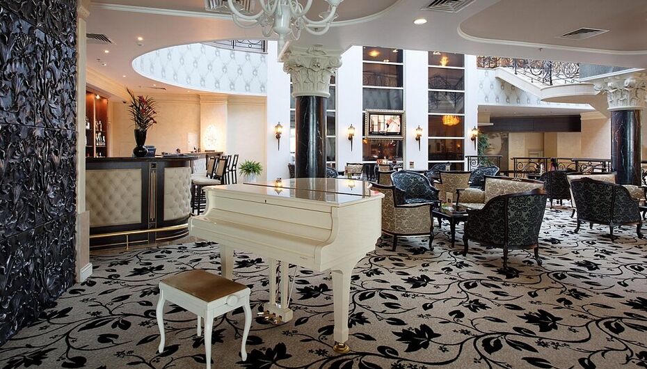 Бар Piano / Пиано bar