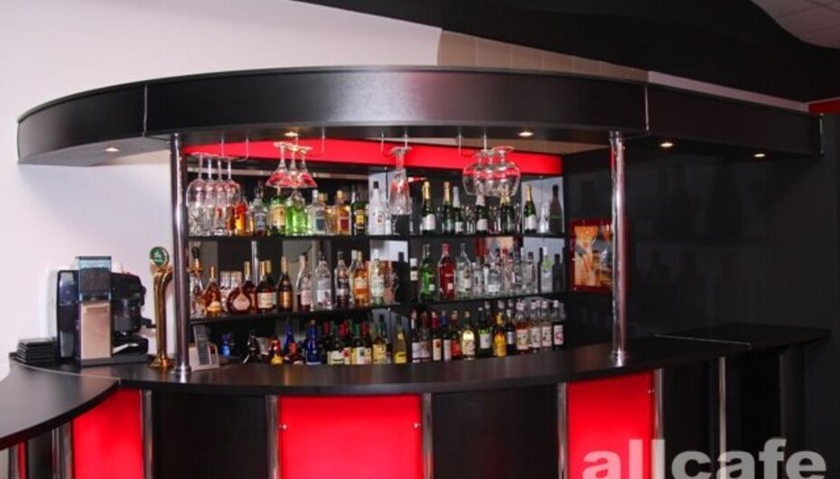 Кафе-бар Чарли / Charlie cafe