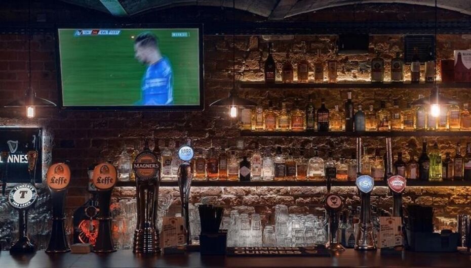 Паб Cockney`s pub