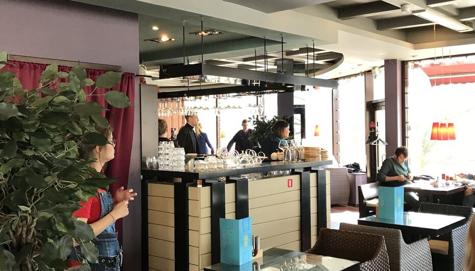 Ресторан Две палочки (РГ Food Retail Group)