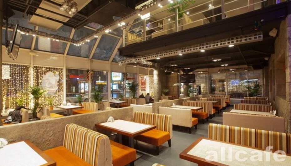 Кафе Пирамида