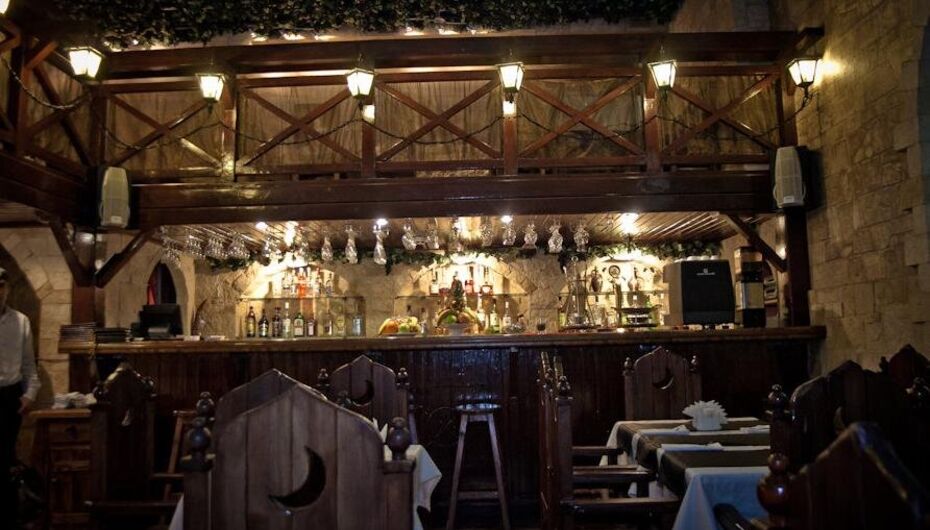 Гранд-кафе Невский дворик