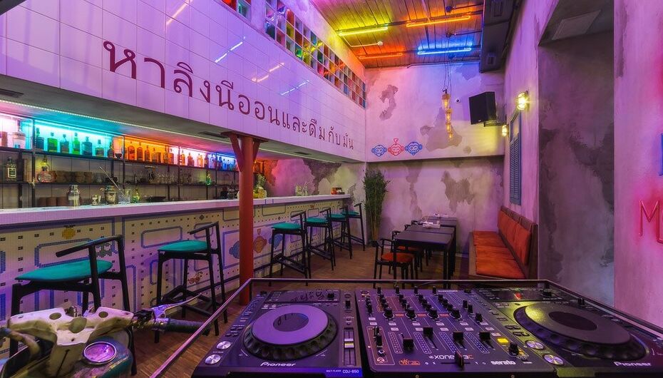 Отзывы о баре Neon Monkey