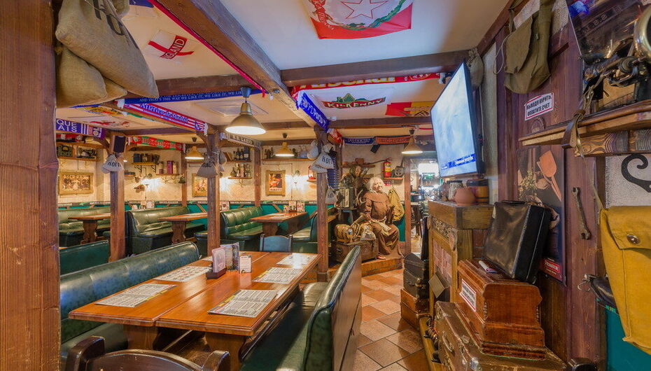 Бар Beer House Staff / Бир Хаус Стафф