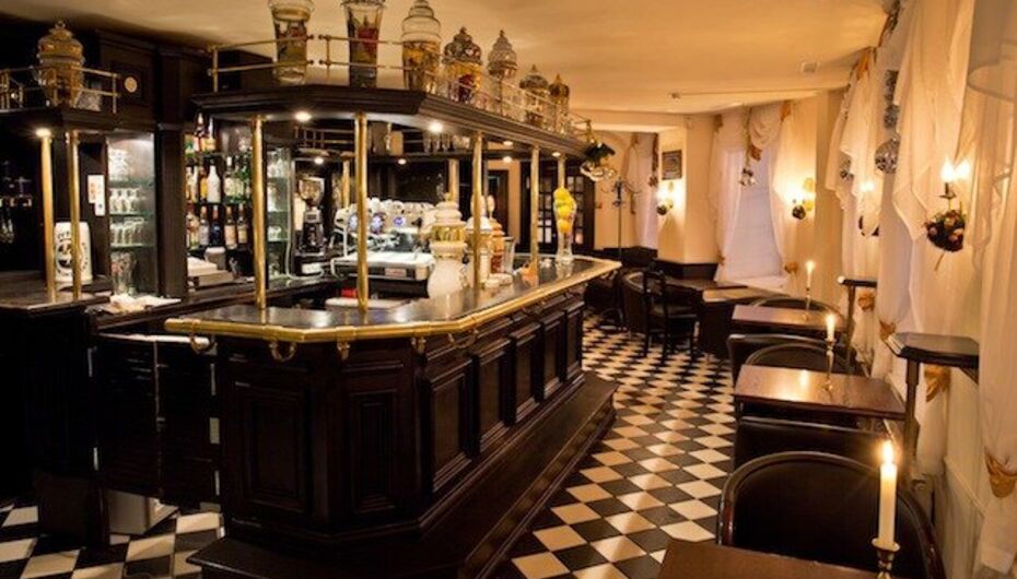 Ресторан Warsteiner Forum / Варштайнер Форум