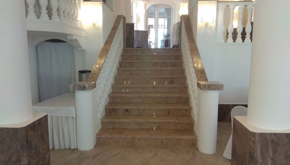 Банкетный зал У Озера