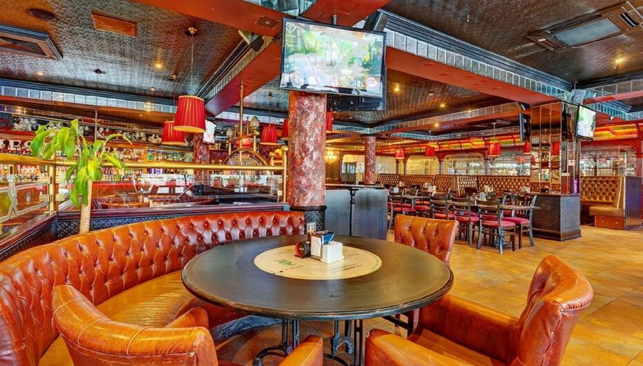 Отзывы о баре ChesterfielD