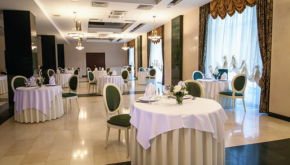 Ресторан Смольнинский