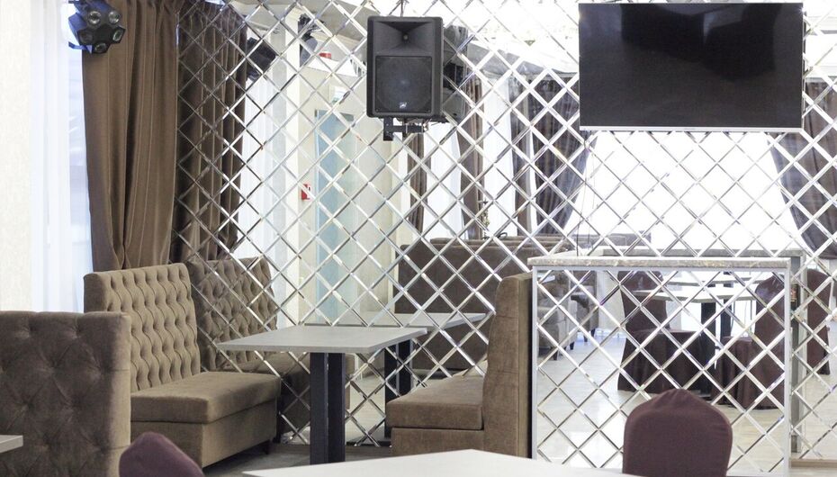 Кафе-бар Роял Вест